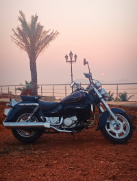 Hyosung Aquila GV250