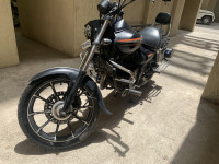 Bajaj Avenger 200 DTS-i