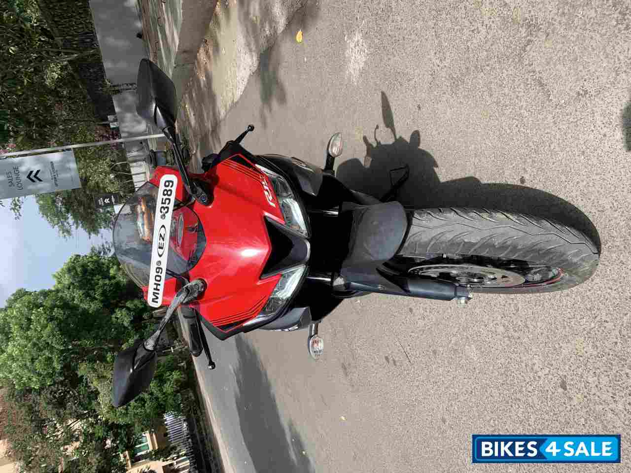 Metallic Red Yamaha YZF R15 V3