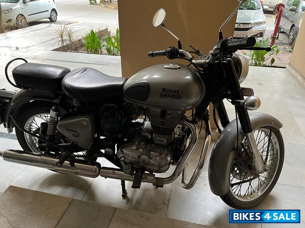 Royal Enfield Classic 350