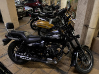 Bajaj Avenger