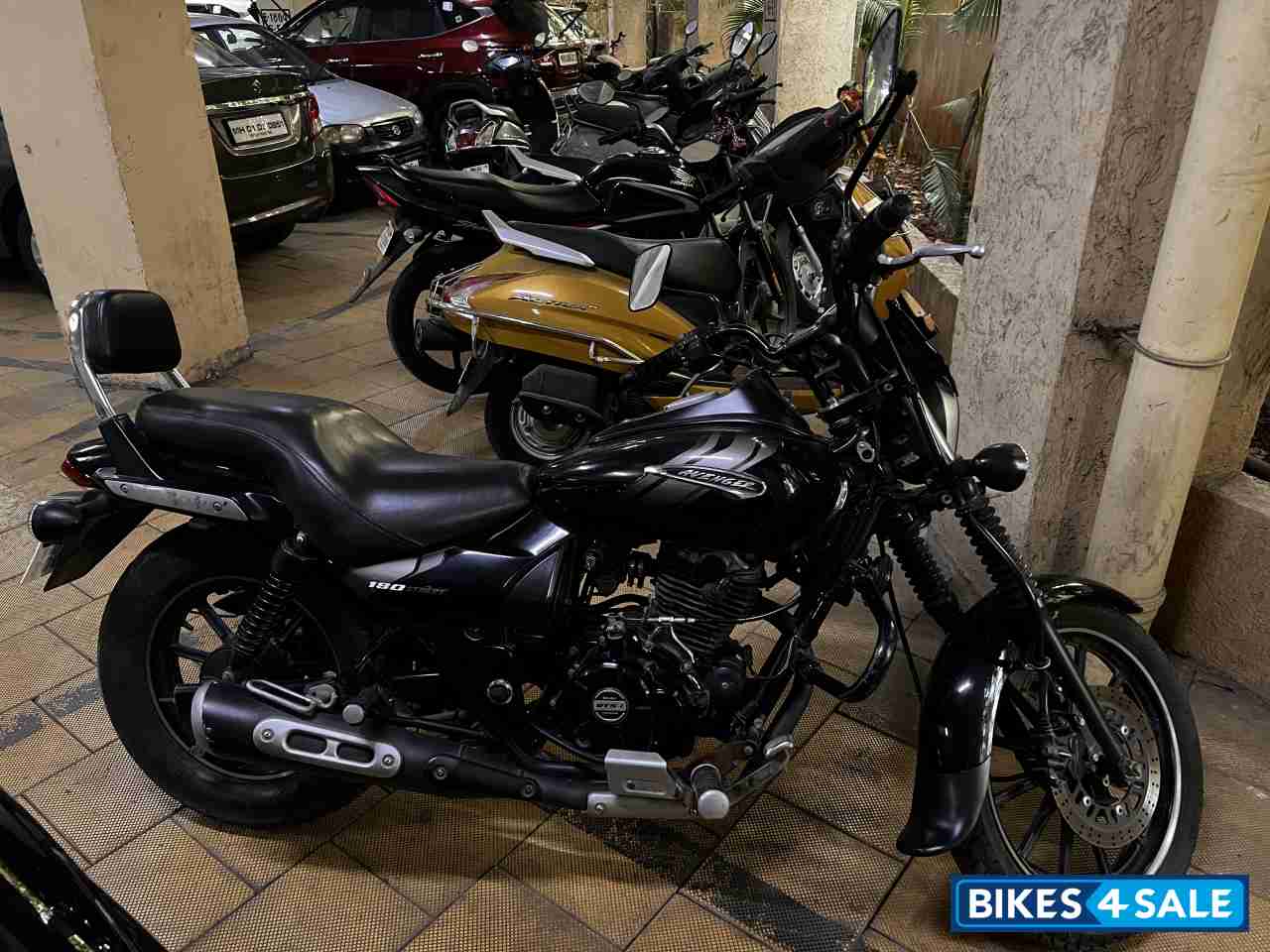 Bajaj Avenger Bajaj Avenger