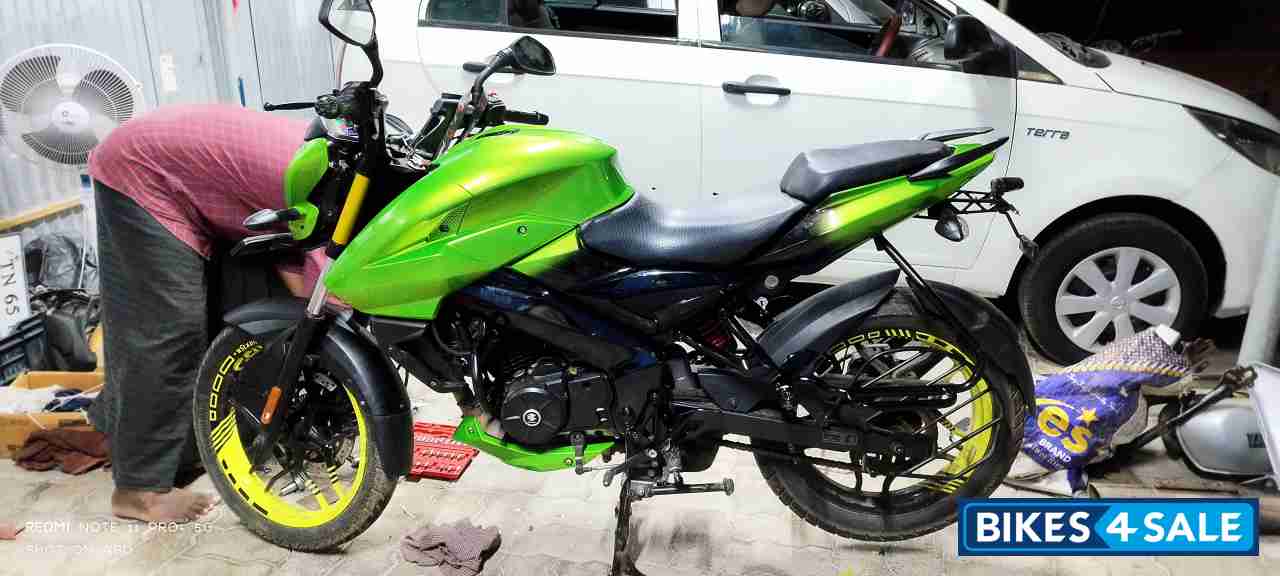 Bajaj Pulsar NS 160