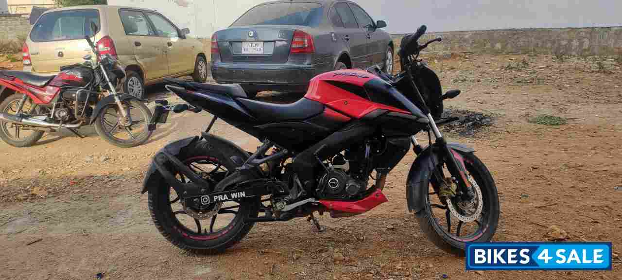 Bajaj Pulsar NS 160 BS6