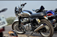 Glitter And Dust (chrome Editi Royal Enfield Interceptor 650 Twin