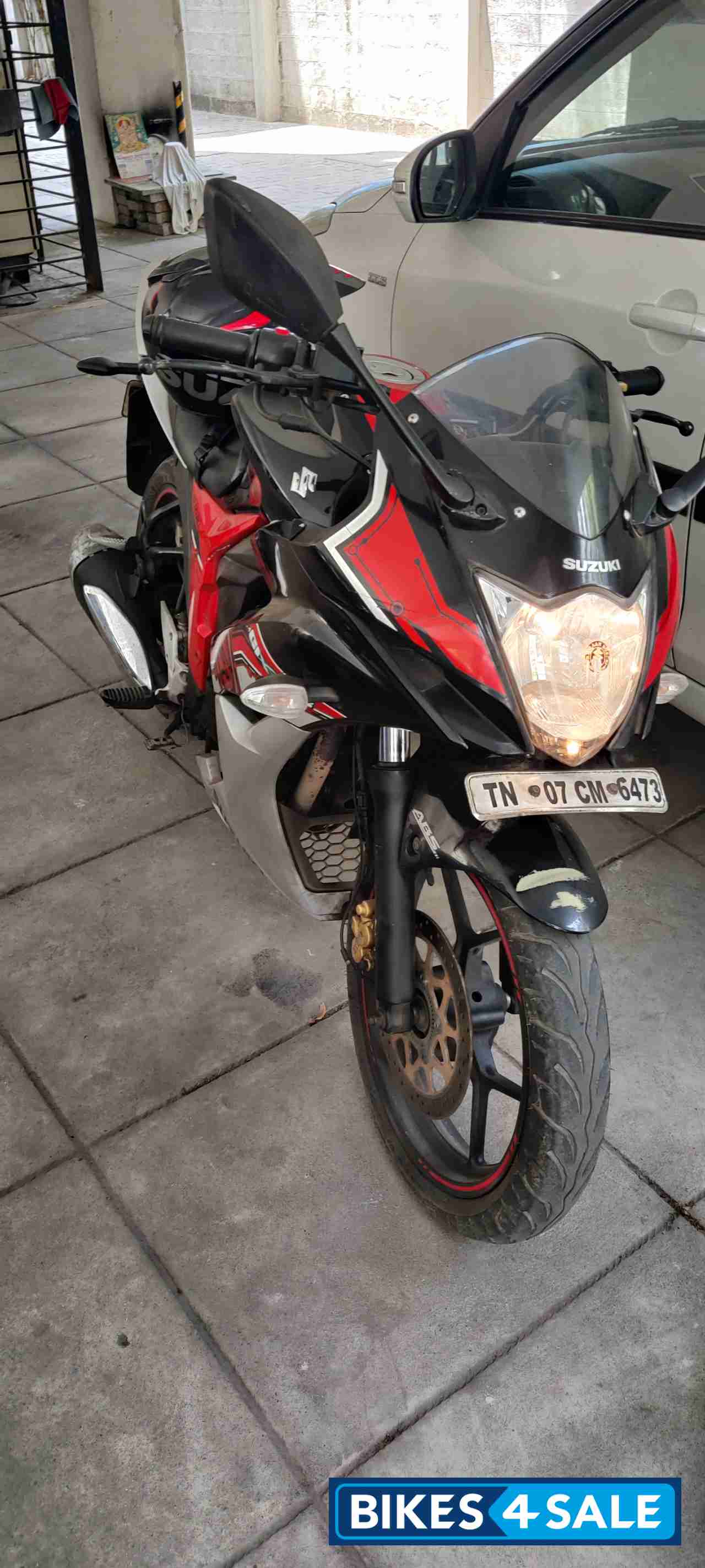 Black And Red Suzuki Gixxer SF Fi