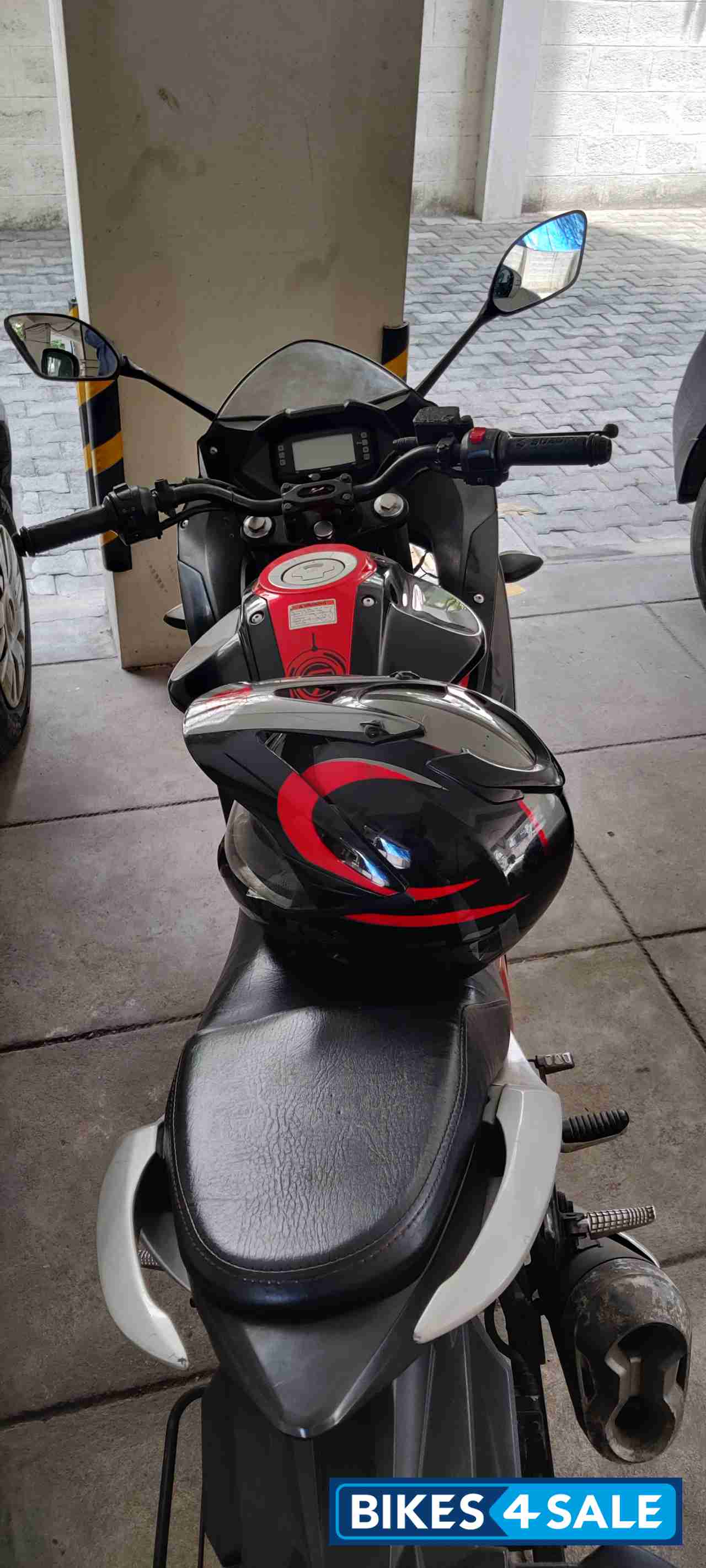 Black And Red Suzuki Gixxer SF Fi