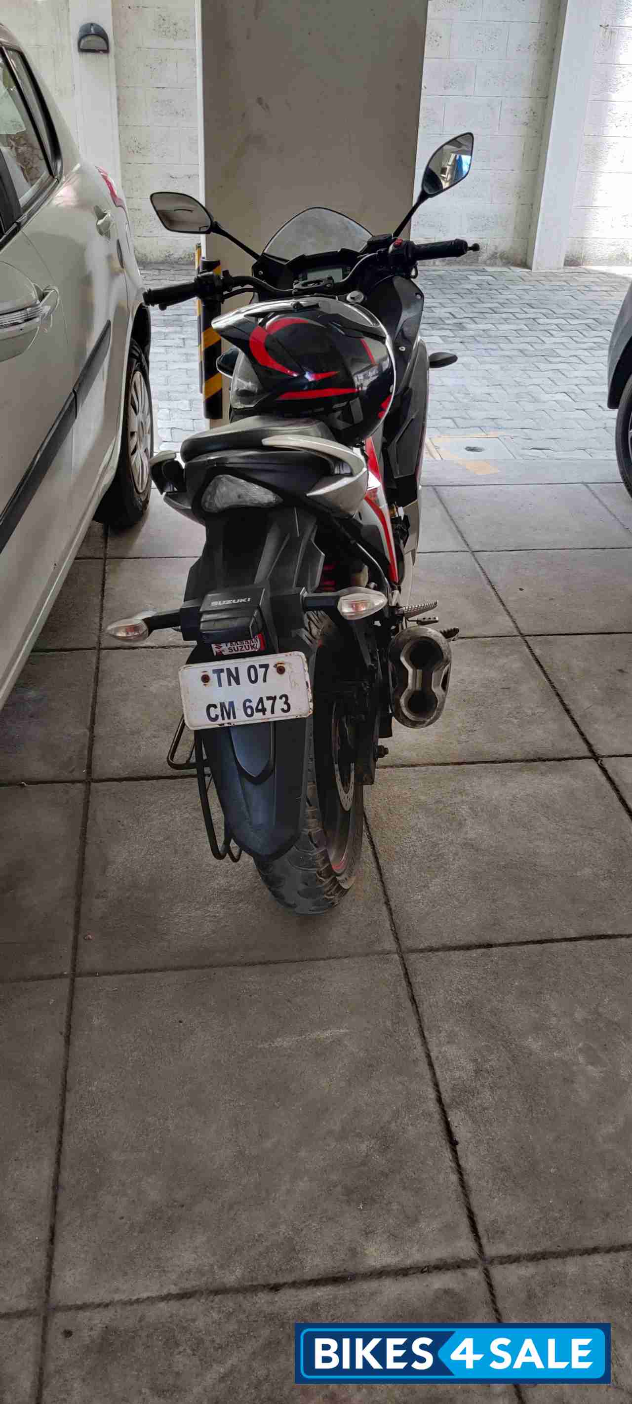 Black And Red Suzuki Gixxer SF Fi