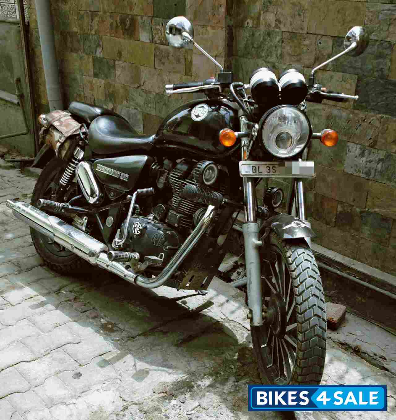 Lightning Royal Enfield Thunderbird TwinSpark 350
