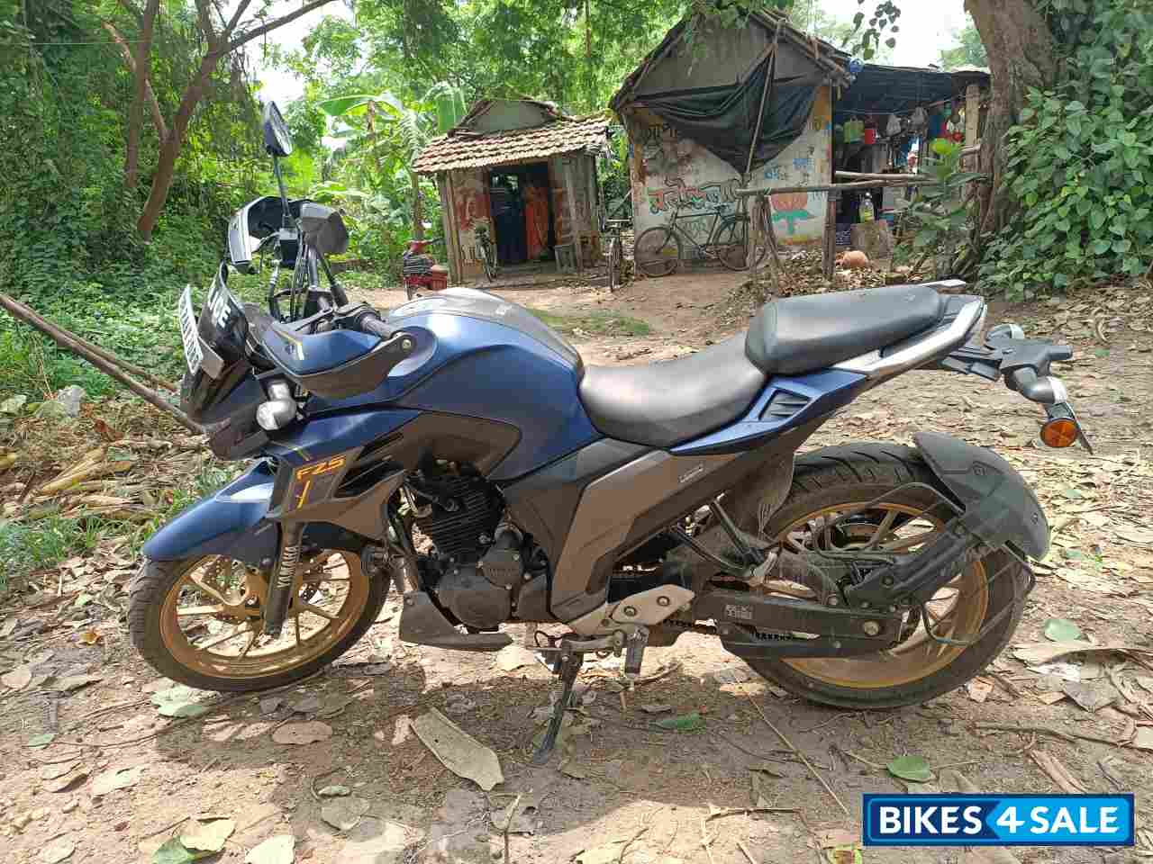 Mate Blue Yamaha FZS 25 BS6