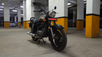 Black Royal Enfield Bullet Standard 350