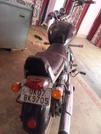 Black Royal Enfield Thunderbird 350