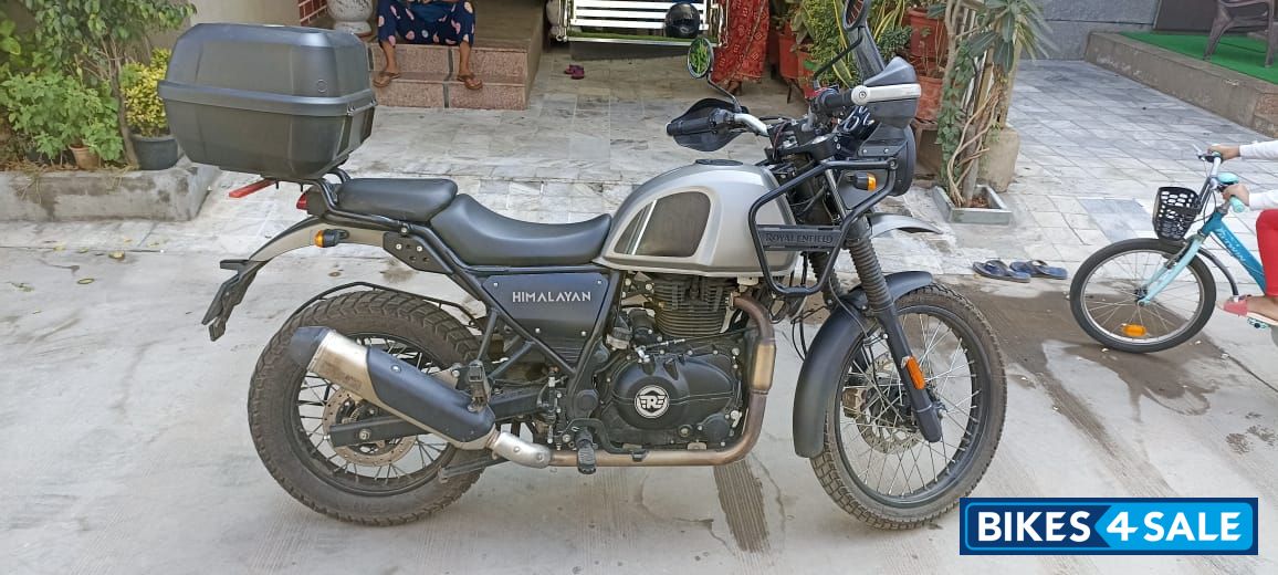 Gravel Grey Royal Enfield Himalayan