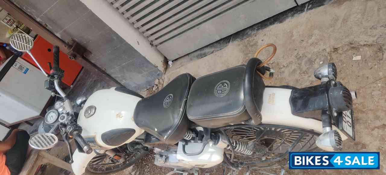 Royal Enfield Classic 350 Royal Enfield Classic 350