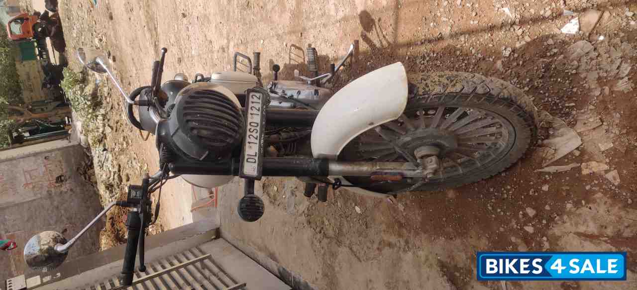 Royal Enfield Classic 350 Royal Enfield Classic 350