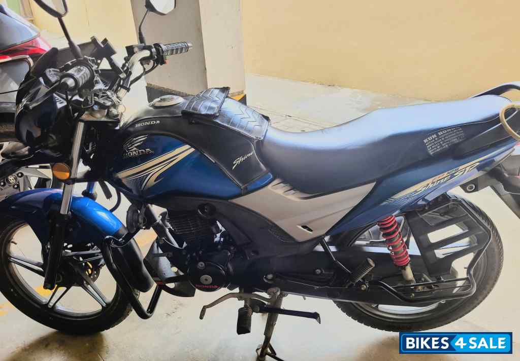 Blue-black Combination Honda SP125 Blue-black Combination Honda SP125