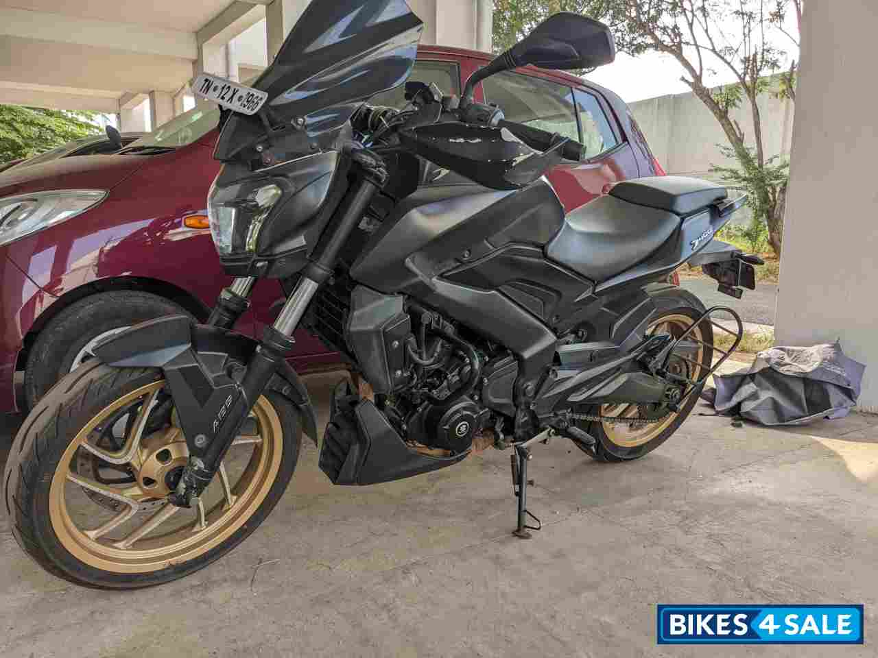 Bajaj Dominar 400
