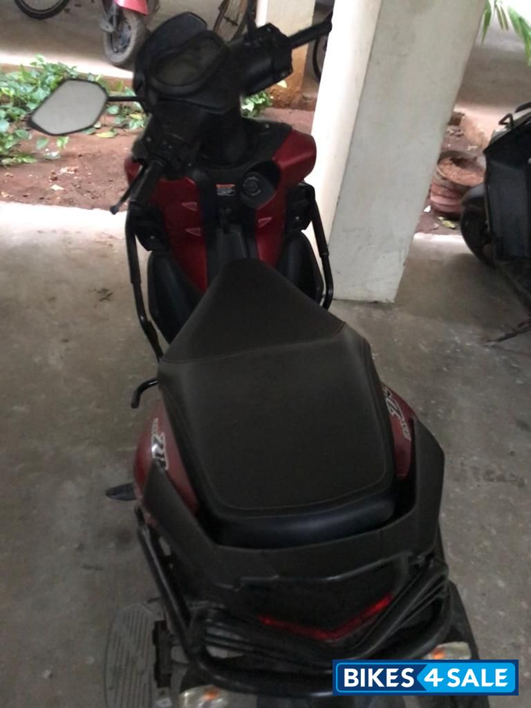 Red Yamaha Cygnus RayZR 125 Fi BS6