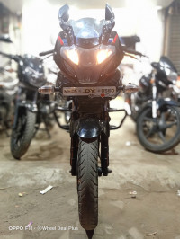 Bajaj Pulsar 220F
