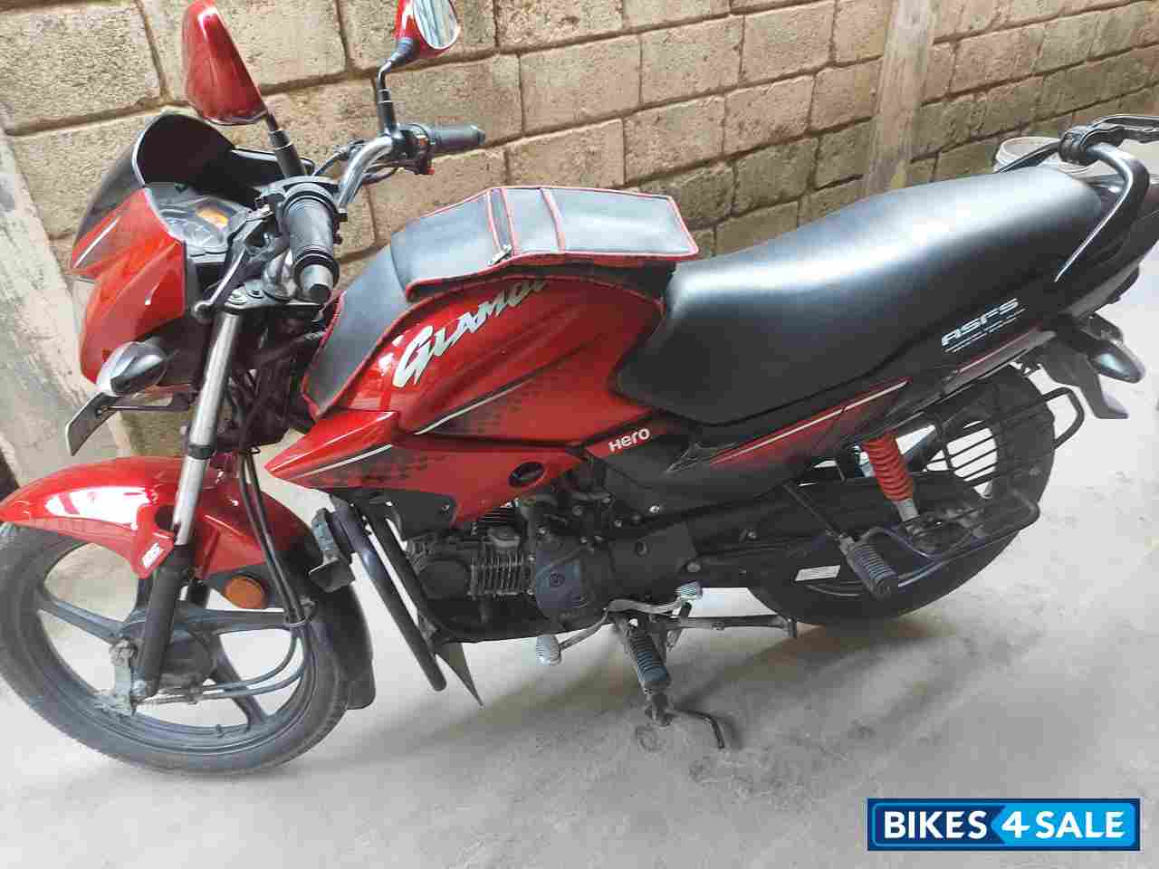 Red Hero Glamour 125