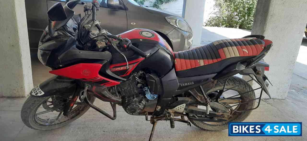 Red Black Yamaha Fazer