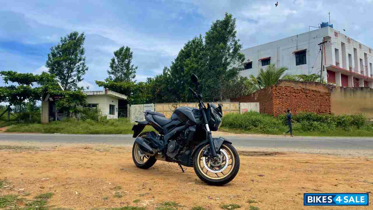 Bajaj Dominar 400