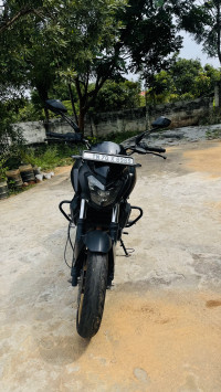 Bajaj Dominar 400