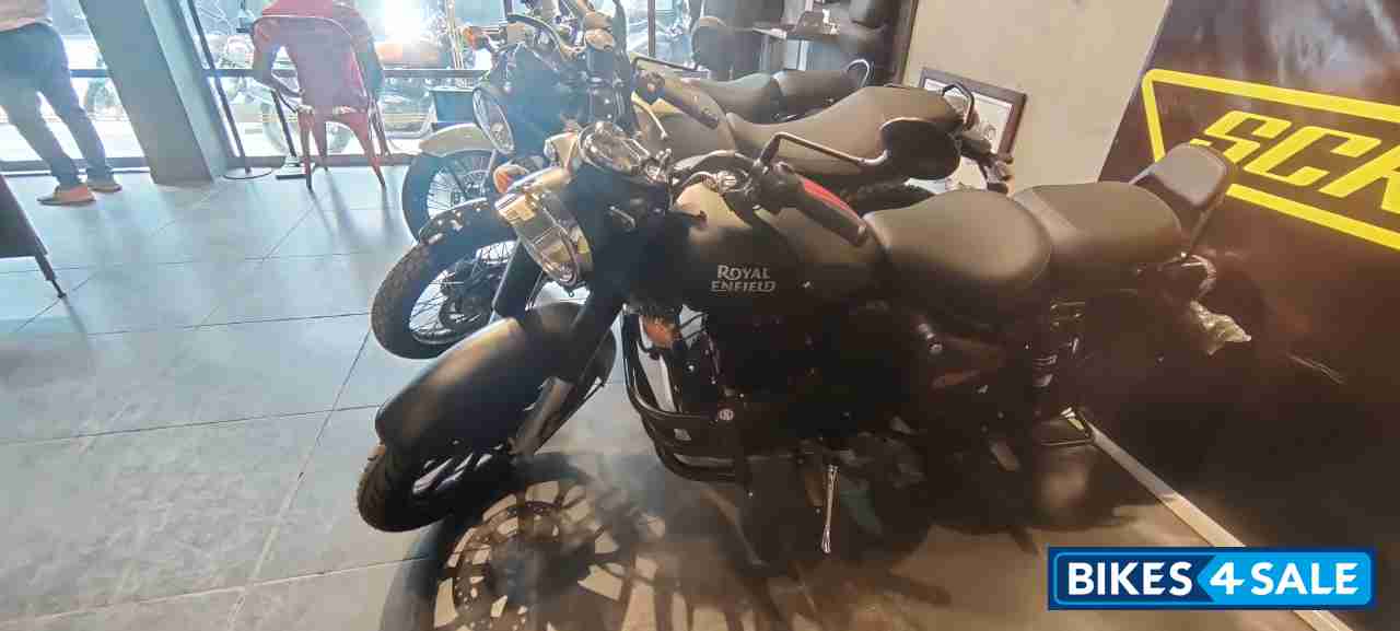 Royal Enfield Classic 350 Dual Channel BS6