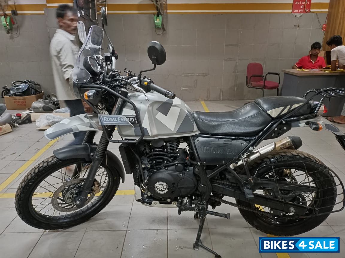 Royal Enfield Himalayan Sleet