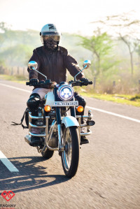 Ash White Royal Enfield Classic 350