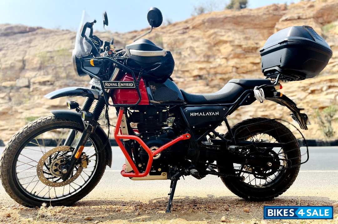 Rock Red Royal Enfield Himalayan BS VI
