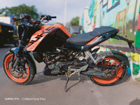 KTM Duke 125