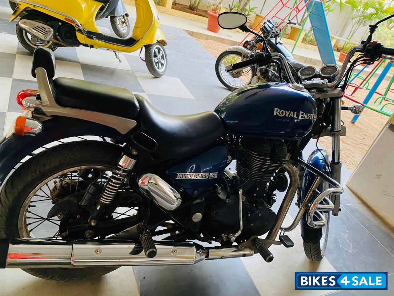 Maraine Royal Enfield Thunderbird 500