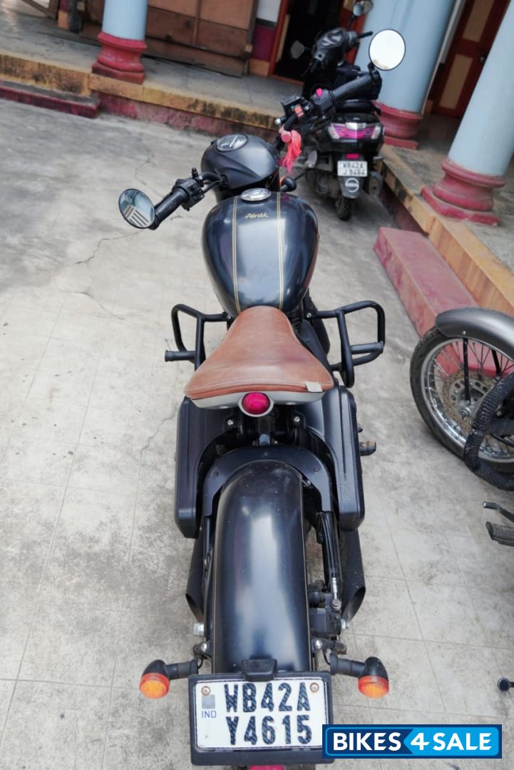 Metallic Gray Jawa Perak BS6