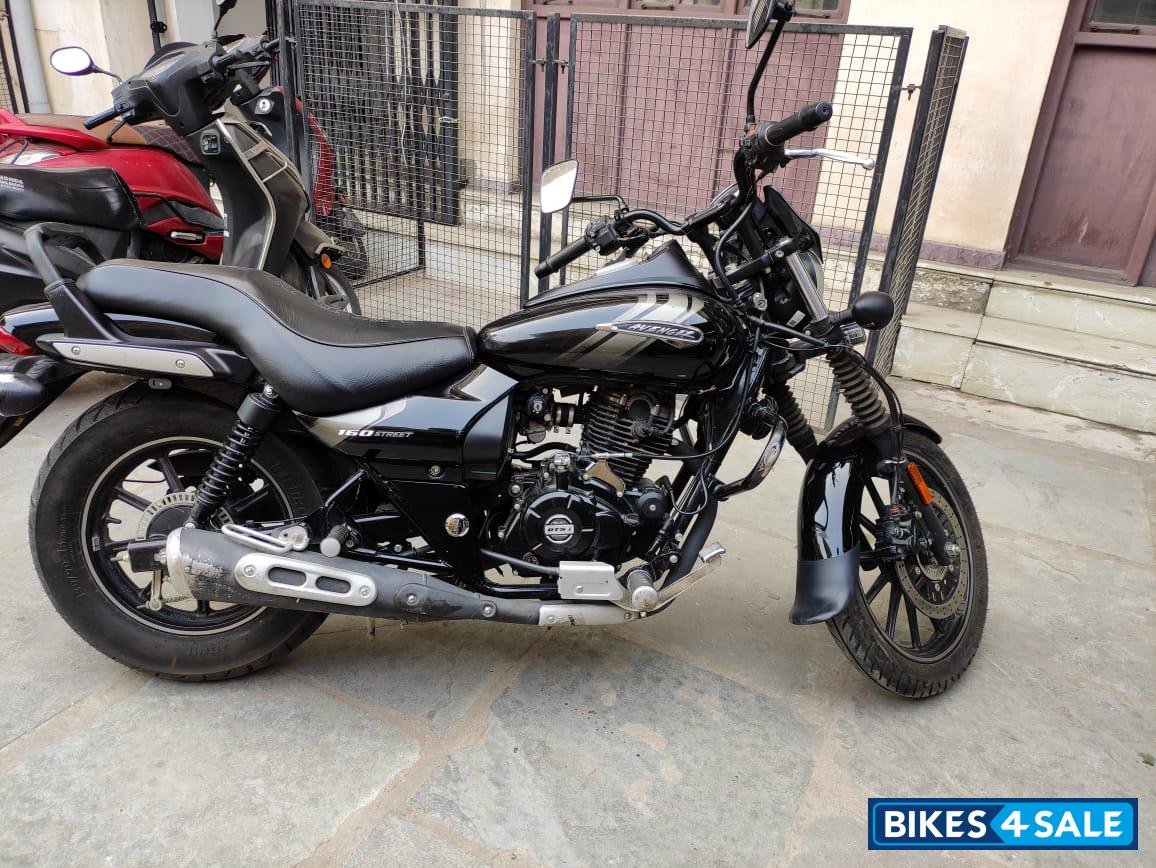 Bajaj Avenger Street 160