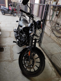 Bajaj Avenger Street 160