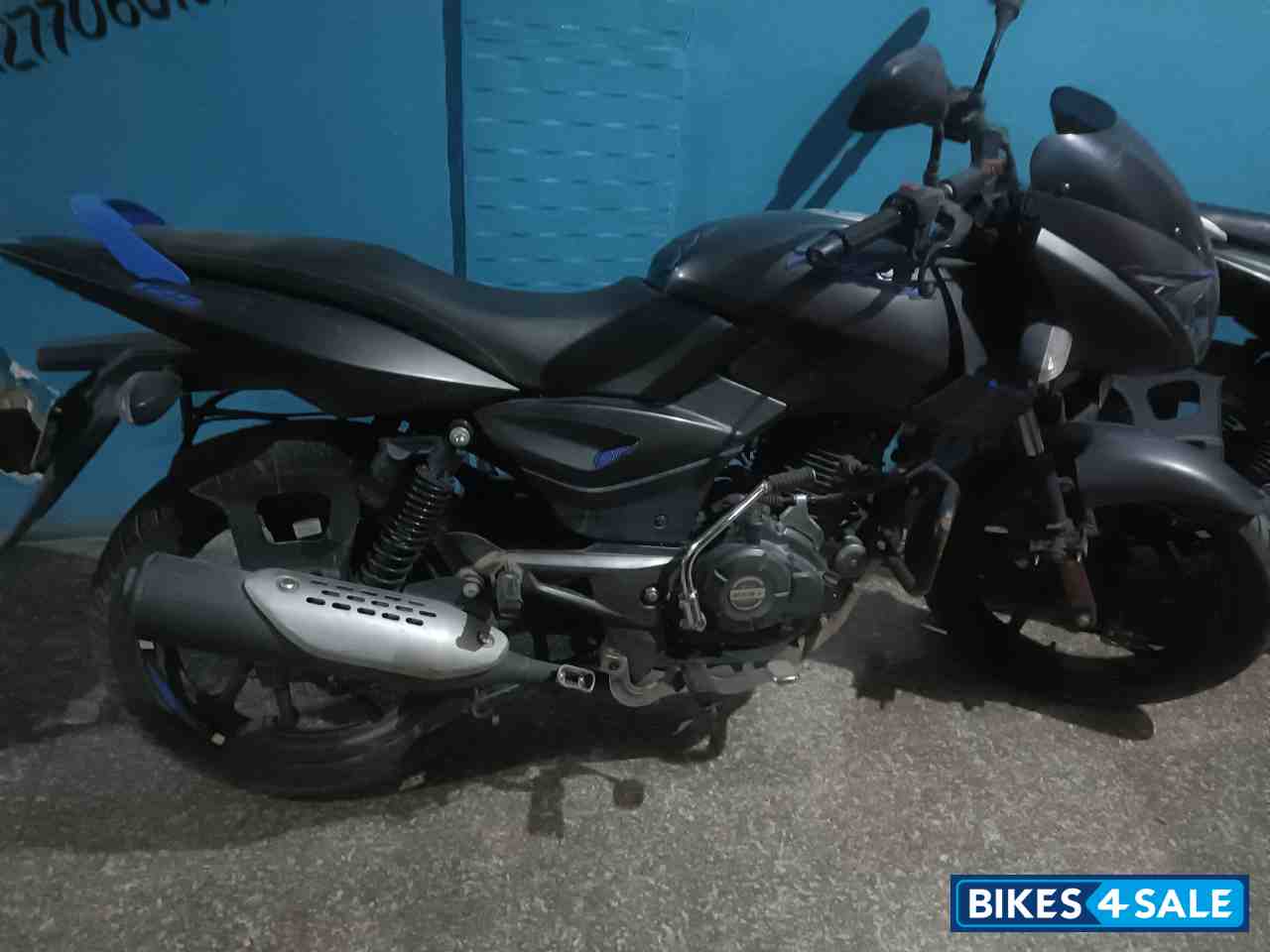 Bajaj Pulsar 125 Neon