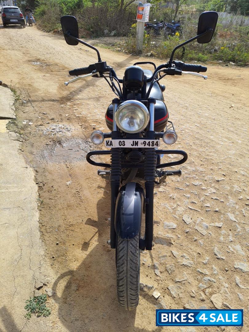 Bajaj Avenger Street 220