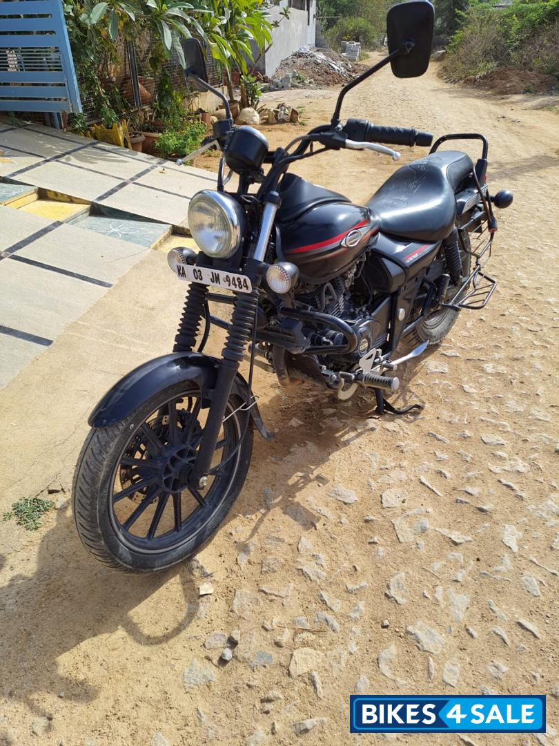 Bajaj Avenger Street 220