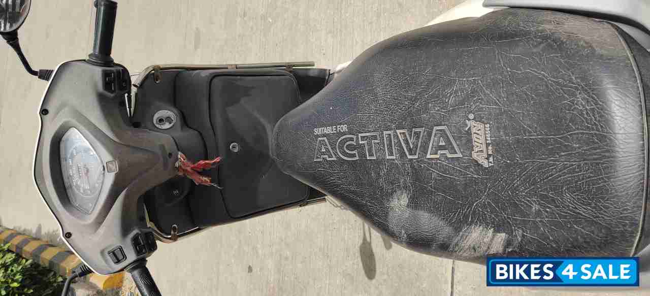 White Honda Activa