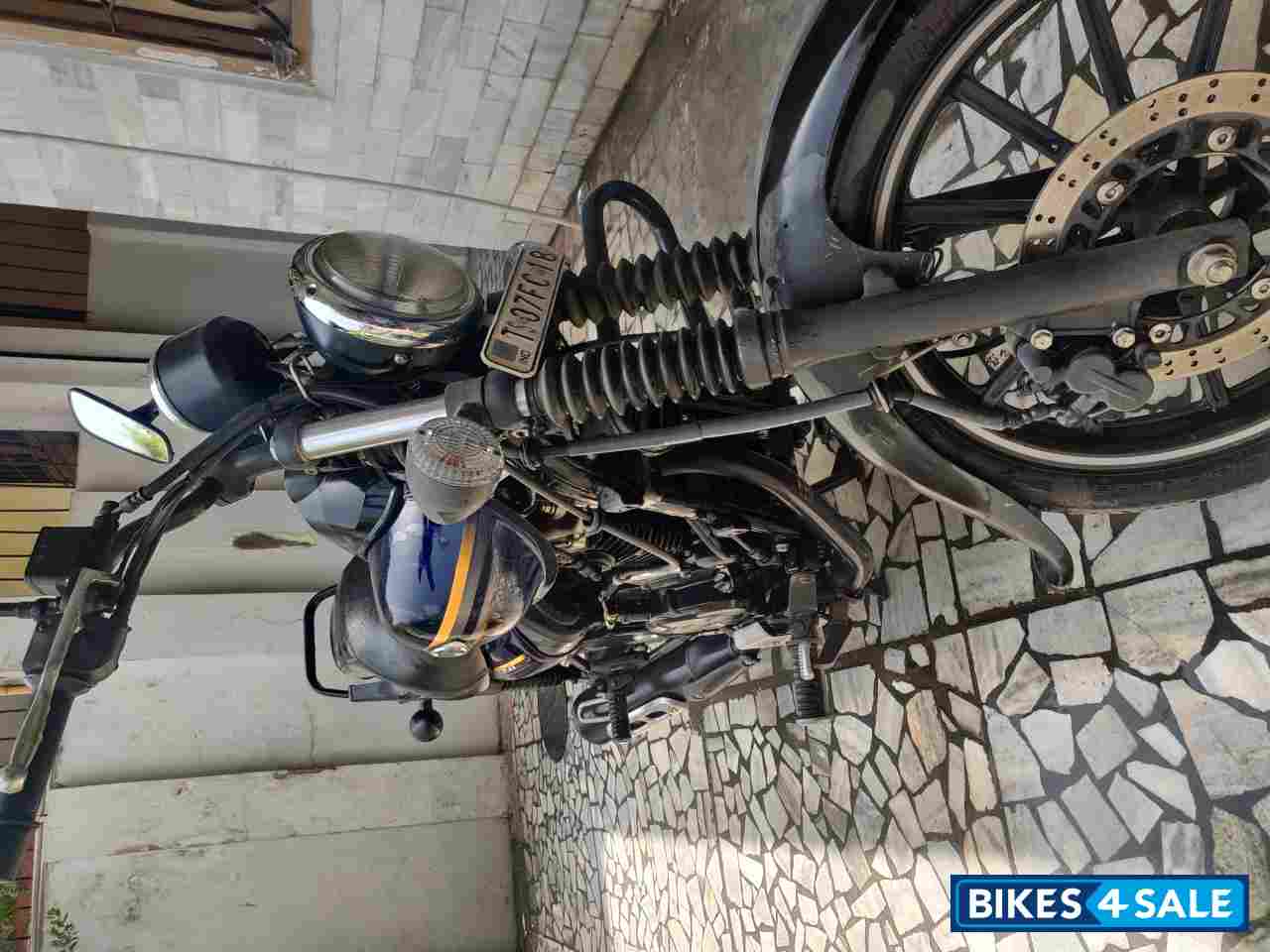 Dark Blue Bajaj Avenger Street 150