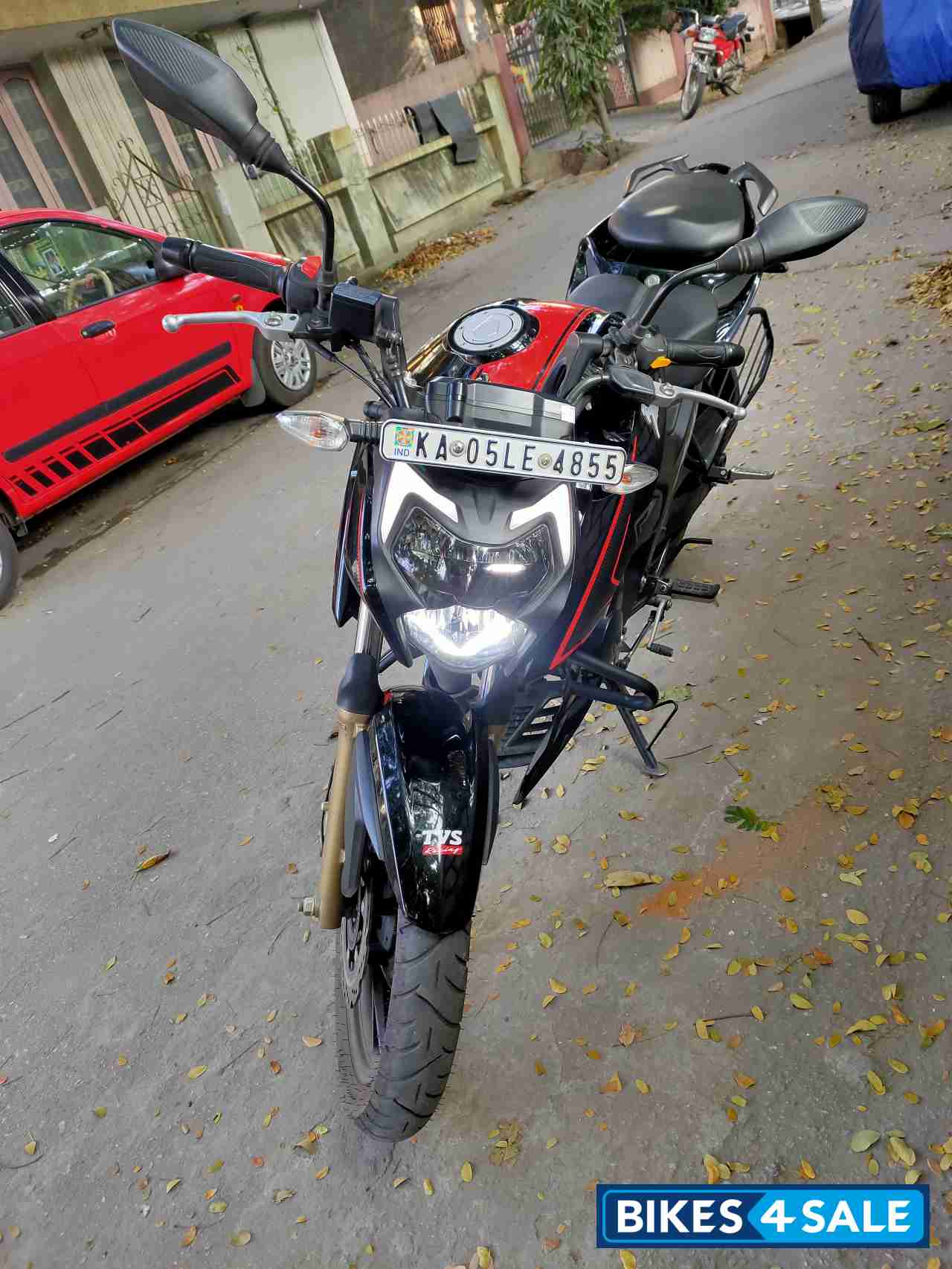 TVS Apache RTR 200 4V ABS