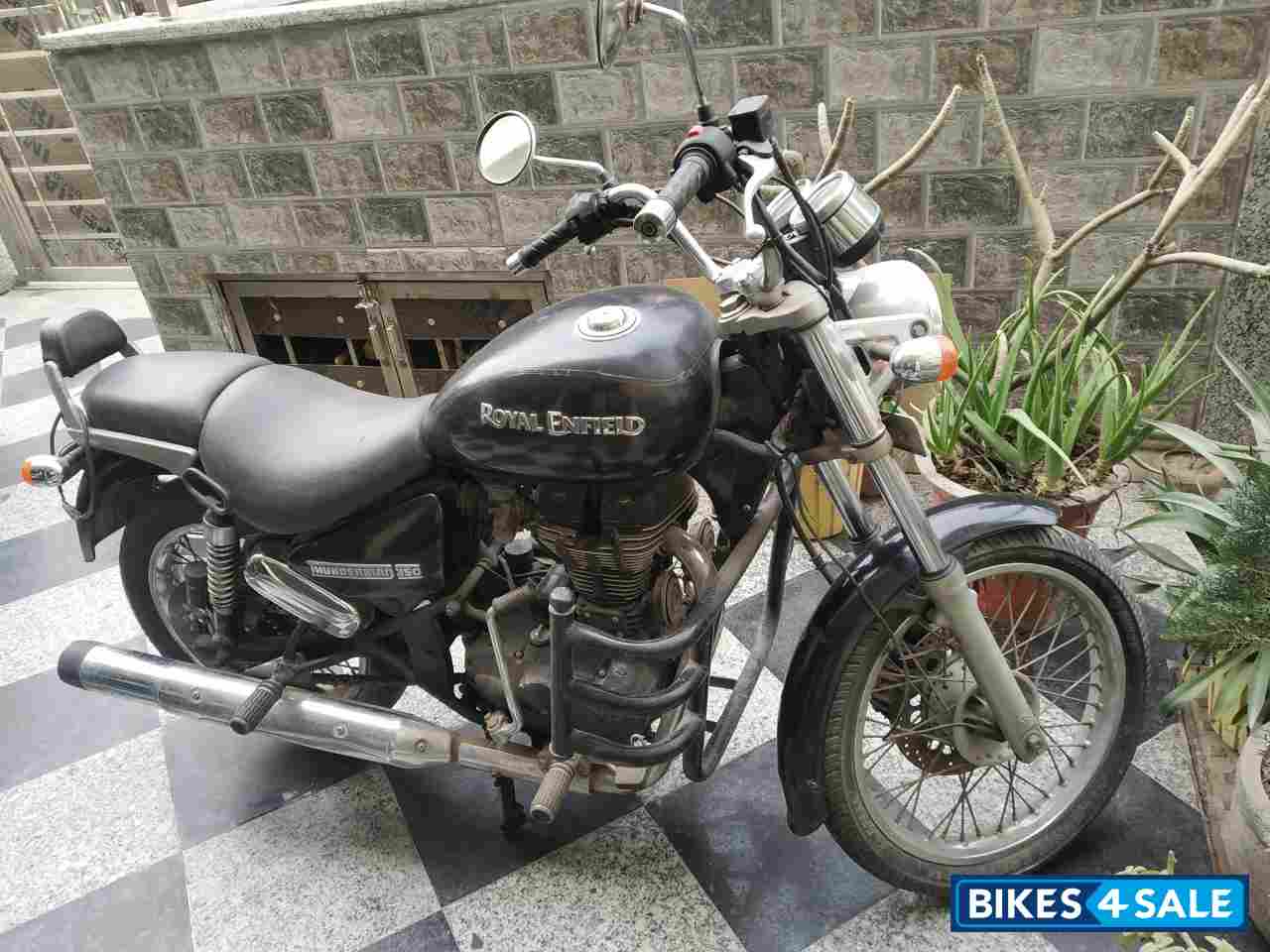 Royal Enfield Thunderbird 350