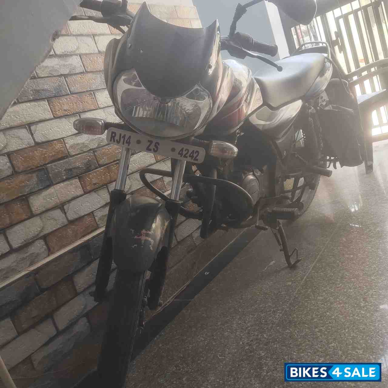 Bajaj Discover 100 DTS-Si