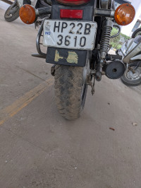 Black Bajaj Avenger 220 DTS-i