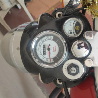 Red Royal Enfield Classic 350 Redditch Red