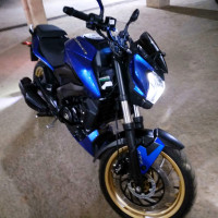 Blue Bajaj Dominar 400 Disc