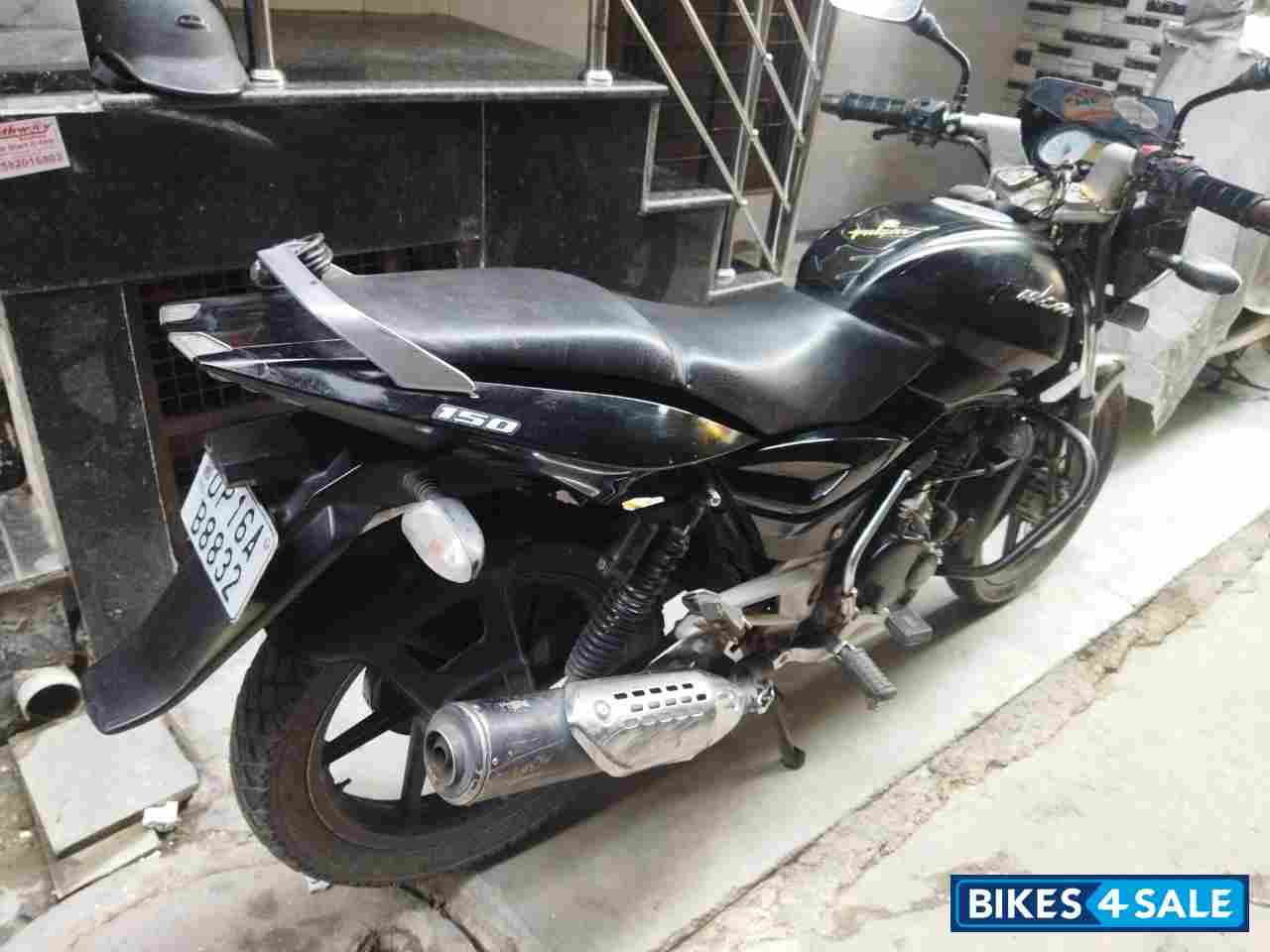 Black Bajaj Pulsar 150 DTSi