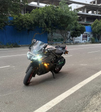 Black TVS Apache RR 310 BTO