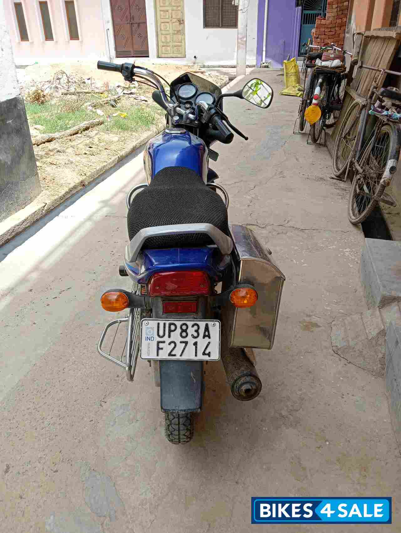 Bajaj CT 100